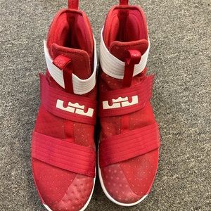 LeBron soldier new size 13 open to trades or $130